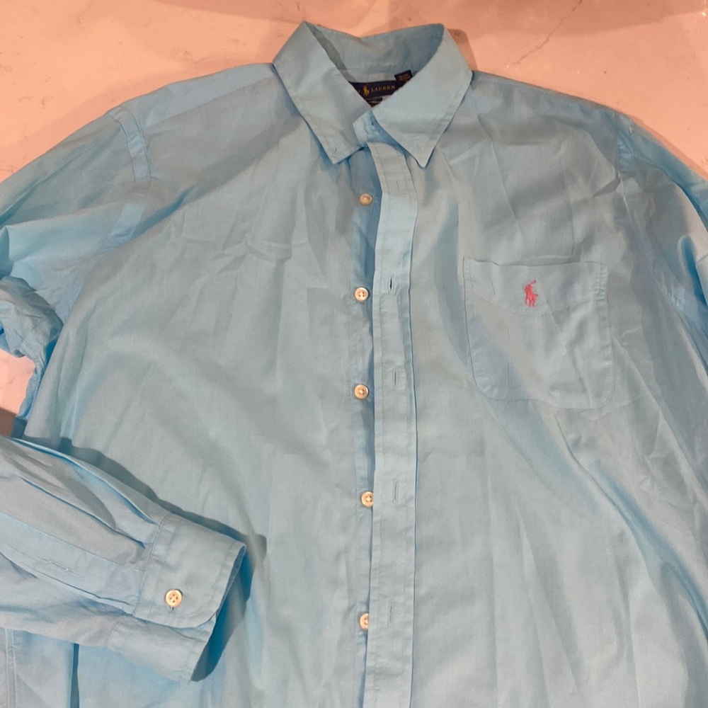 Ralph Lauren classic fit button down!
